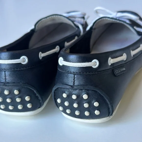 Cole Haan Grand OS Boat Shoes 9.5W Navy Leather Studded Heel - Picture 13 of 16